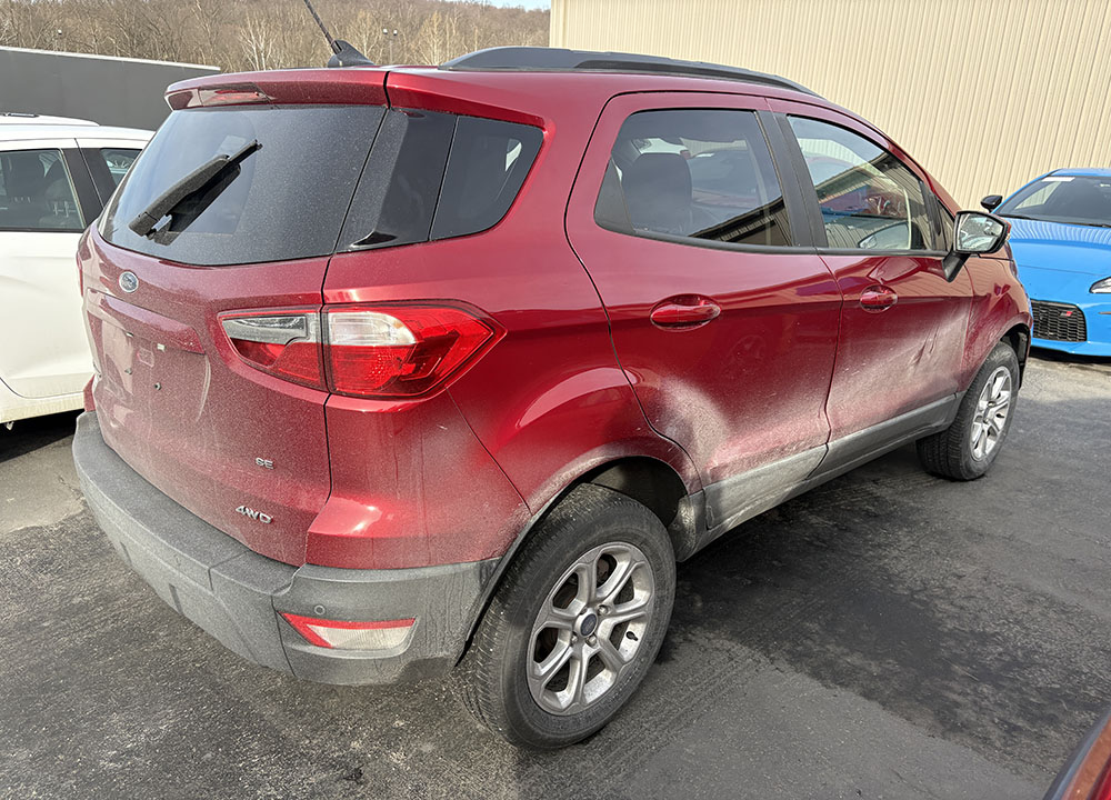 
								FORD ECOSPORT SE full									