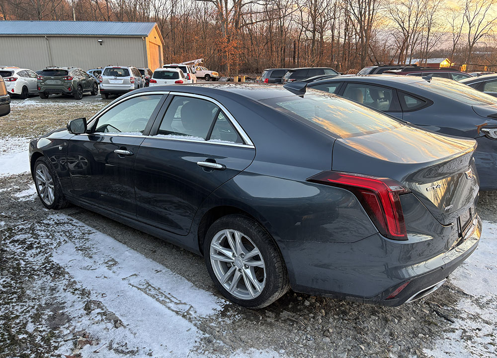 
								CADILLAC CT4 LUXURY full									