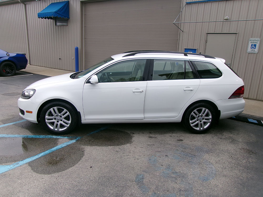 
								VOLKSWAGEN JETTA TDI full									
