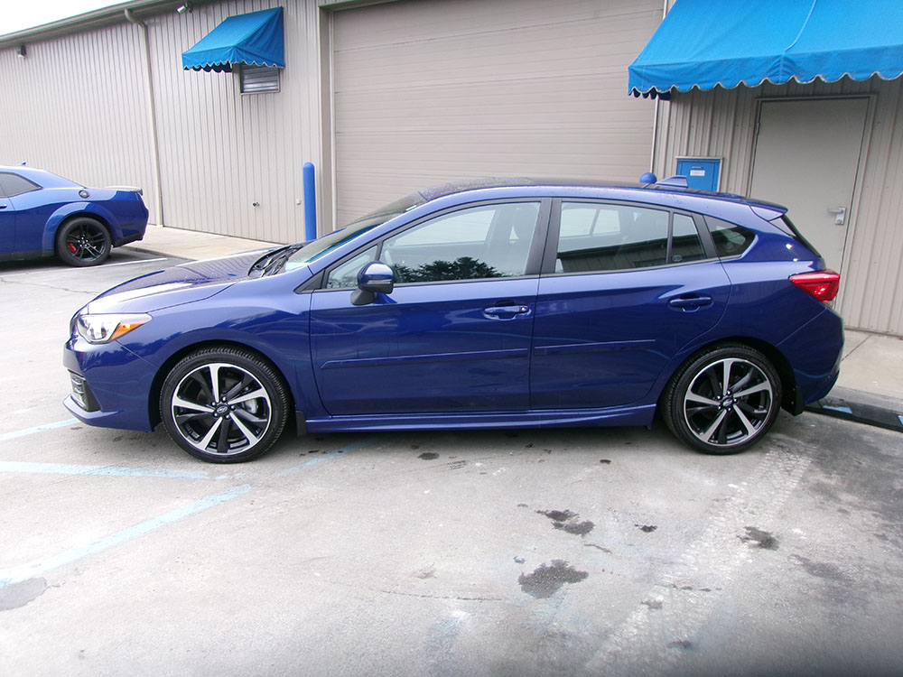 
								SUBARU IMPREZA SPORT full									