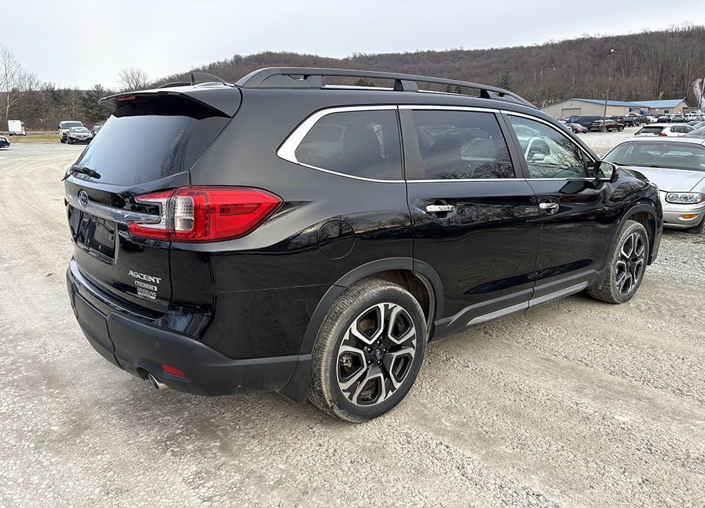 
								SUBARU ASCENT TOURING full									