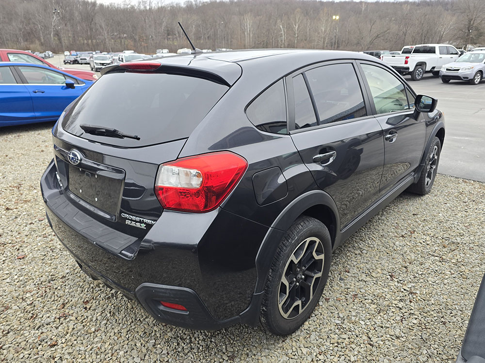 
								SUBARU CROSSTREK PREMIUM full									