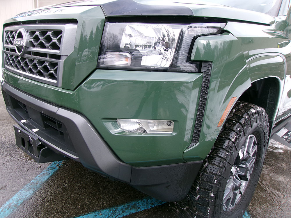 
								NISSAN FRONTIER SV CREW CAB full									