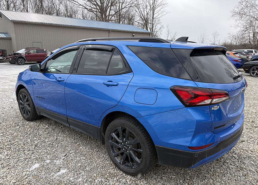 
								CHEVROLET EQUINOX RS full									