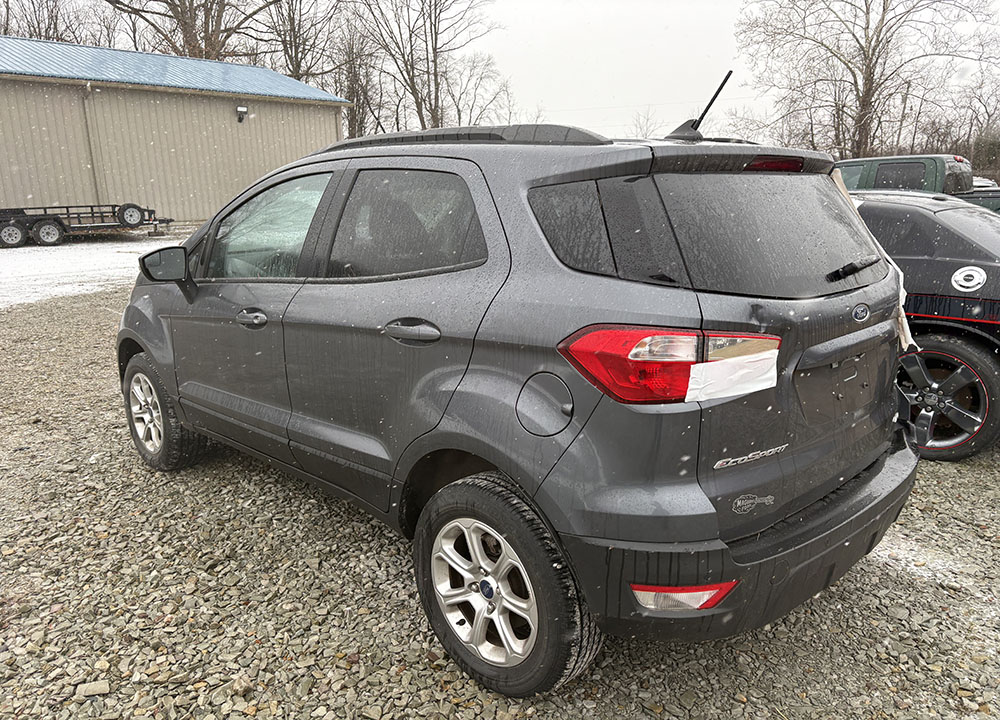 
								FORD ECOSPORT SE full									