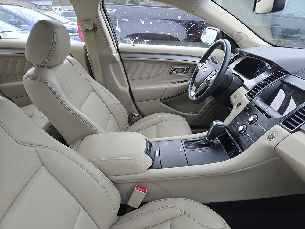 
								FORD TAURUS SEL full									