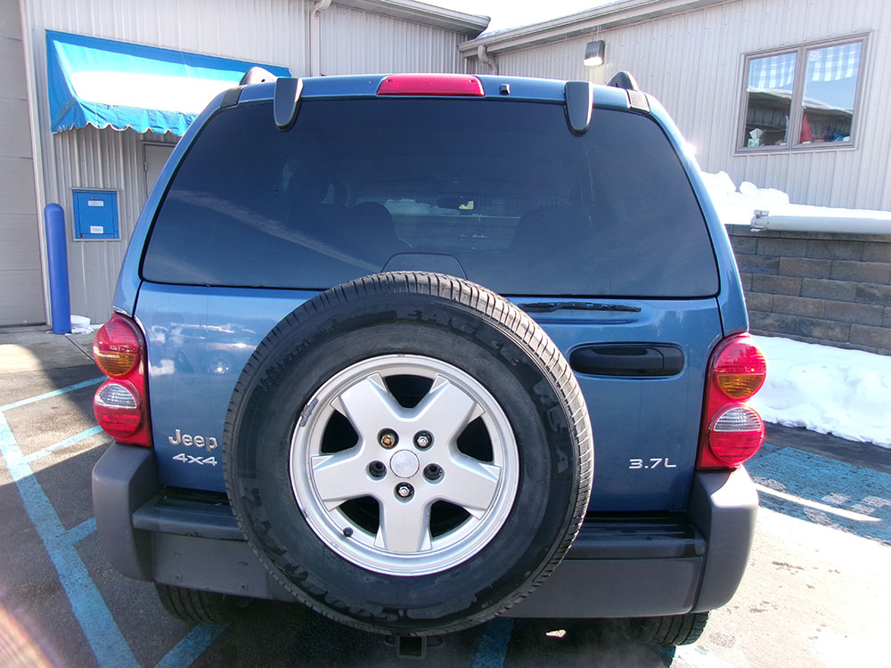 
								JEEP LIBERTY SPORT full									