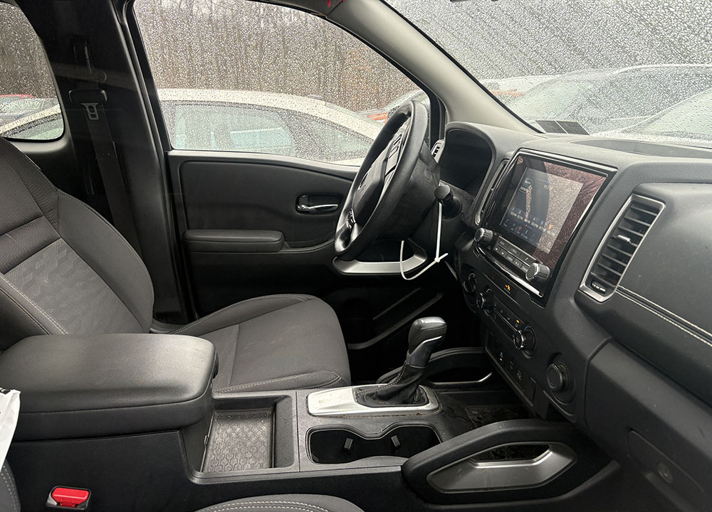 
								NISSAN FRONTIER SV KING CAB full									