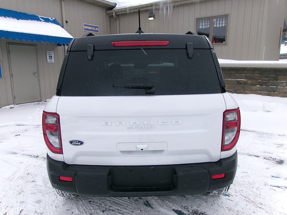 
								FORD BRONCO SPORT OUTER BANKS full									