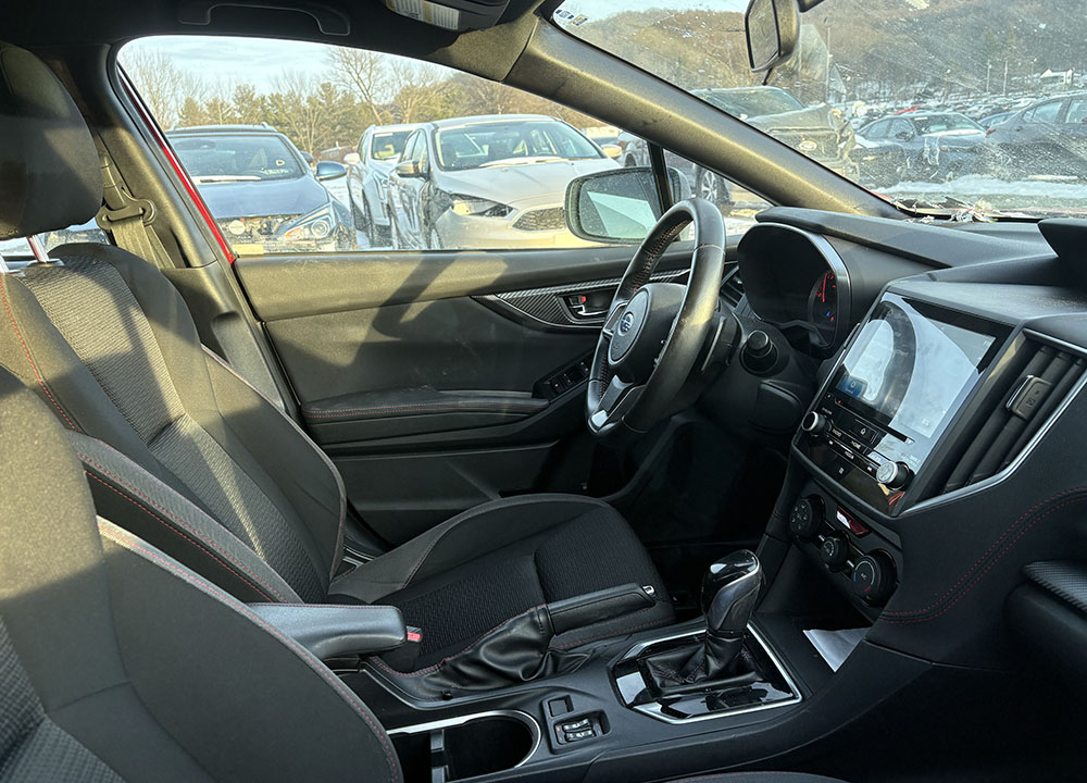 
								SUBARU IMPREZA SPORT full									