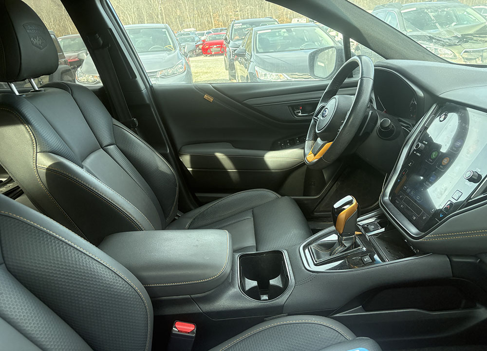 
								SUBARU OUTBACK WILDERNESS full									