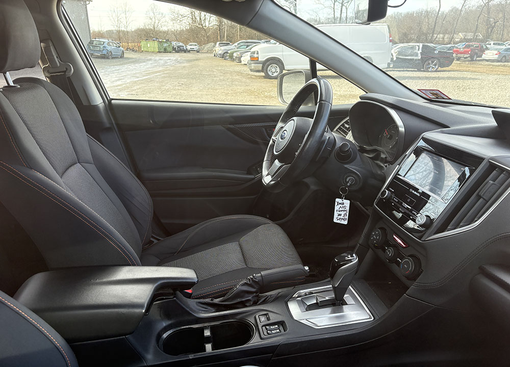 
								SUBARU CROSSTREK PREMIUM full									