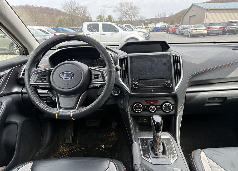 
								SUBARU CROSSTREK LIMITED full									