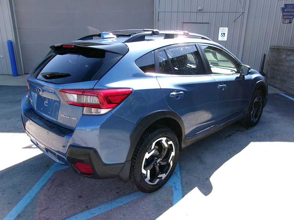 
								SUBARU CROSSTREK LIMITED full									