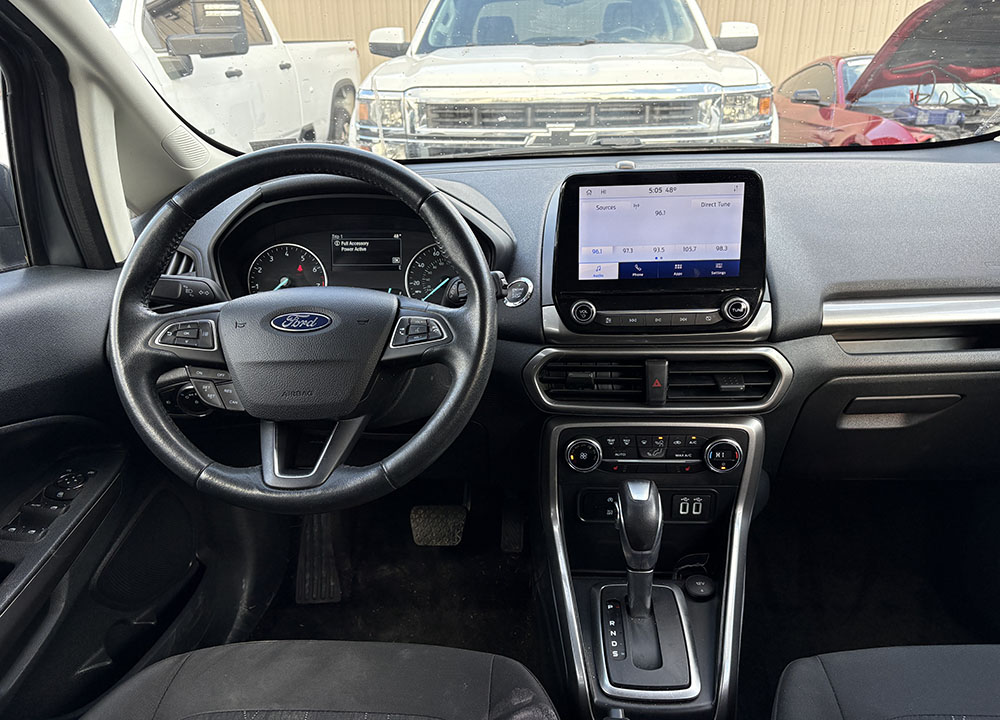 
								FORD ECOSPORT SE full									