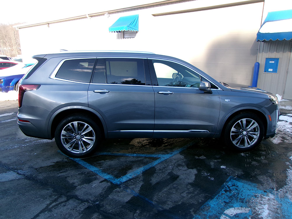 
								CADILLAC XT6 PREMIUM LUXURY full									