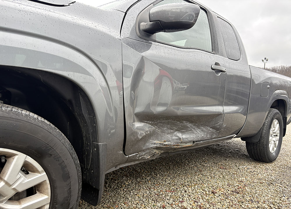 
								NISSAN FRONTIER SV KING CAB full									