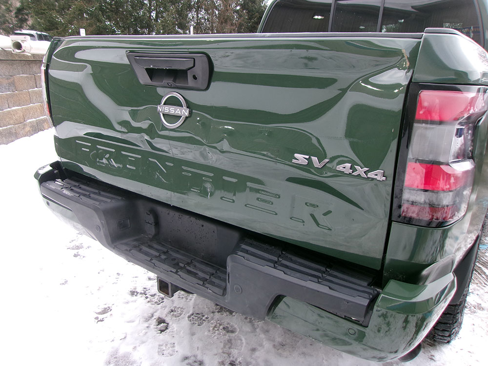 
								NISSAN FRONTIER SV CREW CAB full									