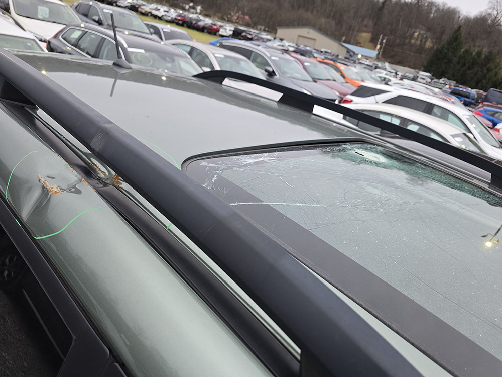 
								SUBARU FORESTER PREMIUM full									