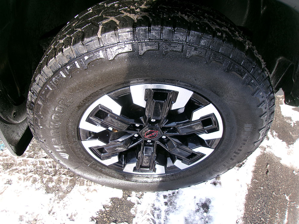 
								NISSAN FRONTIER PRO-4X CREW CAB full									