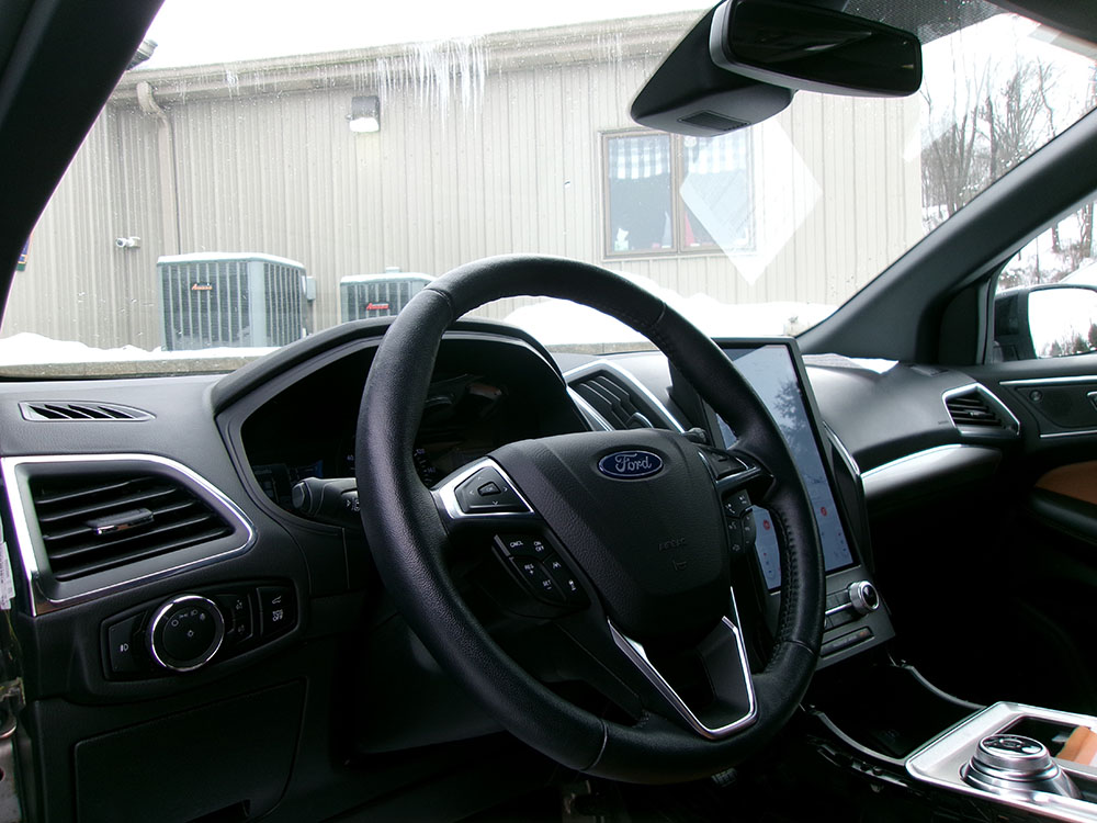 
								FORD EDGE TITANIUM full									