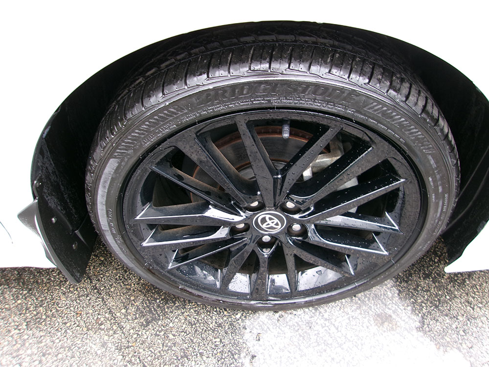 
								TOYOTA CAMRY XSE full									