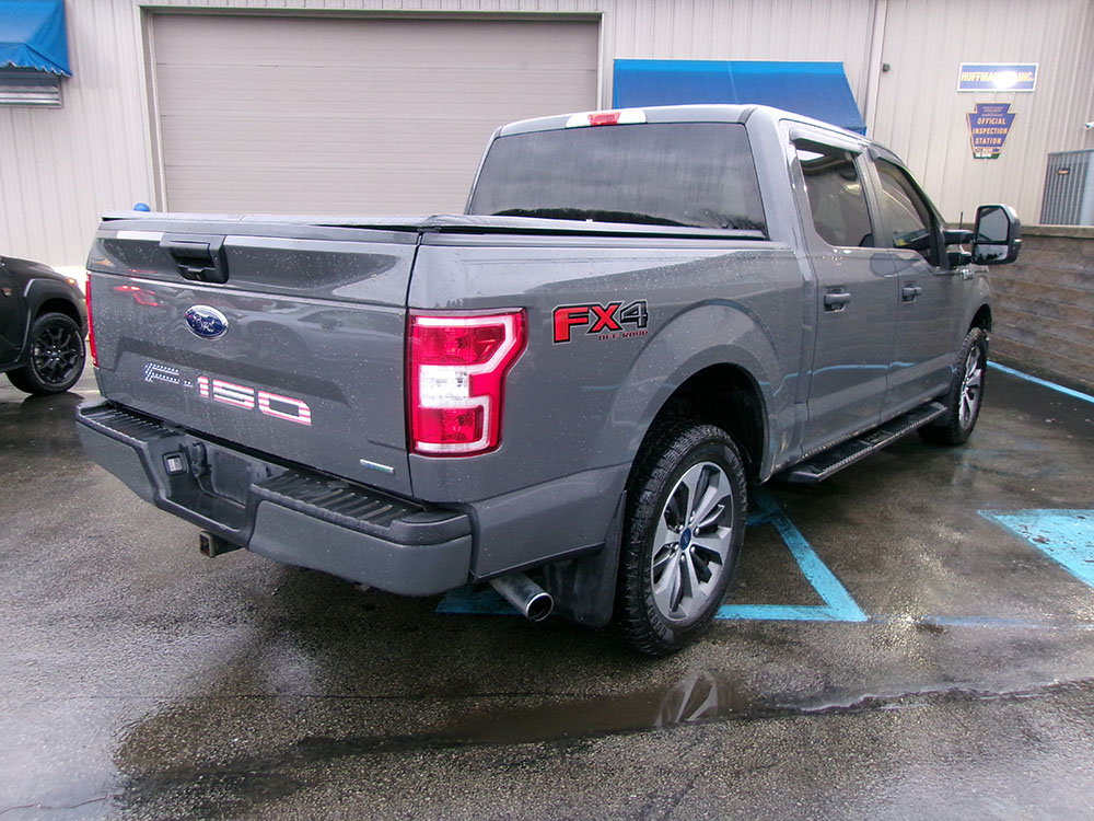 
								FORD F-150 FX4 SUPER CREW CAB full									
