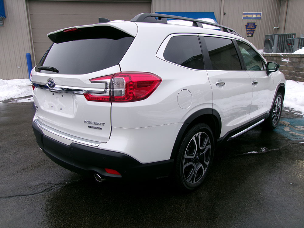 
								SUBARU ASCENT TOURING full									