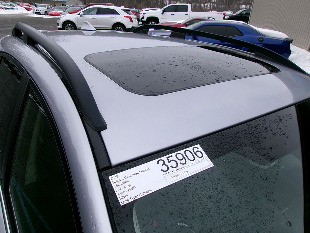 
								SUBARU CROSSTREK LIMITED full									