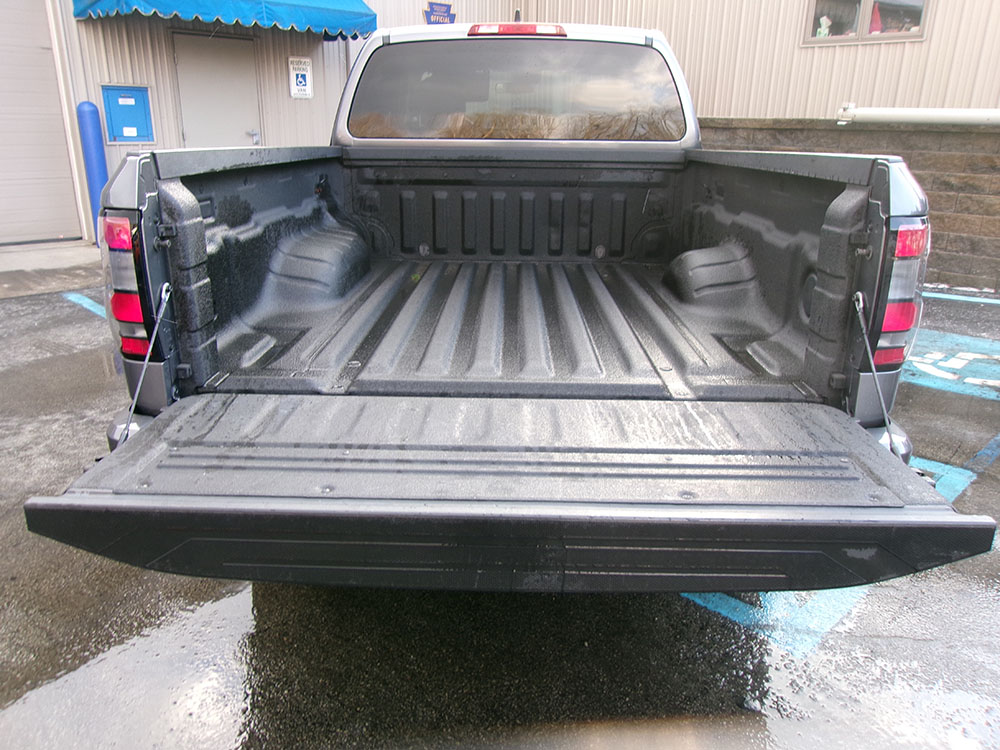 
								NISSAN FRONTIER SV KING CAB full									