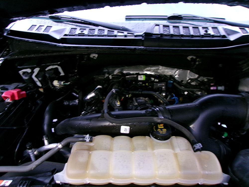 
								FORD F-150 FX4 SUPER CREW CAB full									