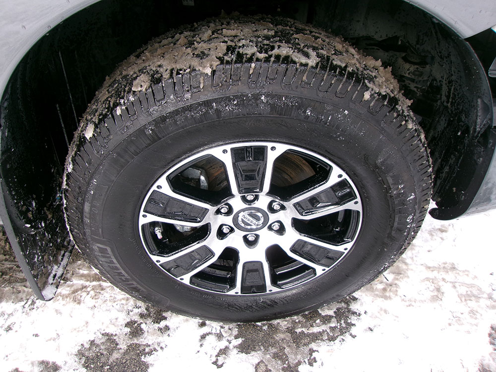 
								NISSAN TITAN SV CREW CAB full									