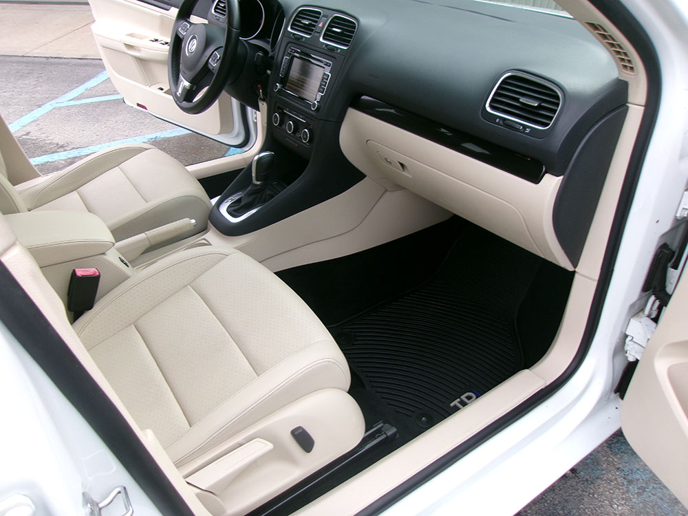 
								VOLKSWAGEN JETTA TDI full									