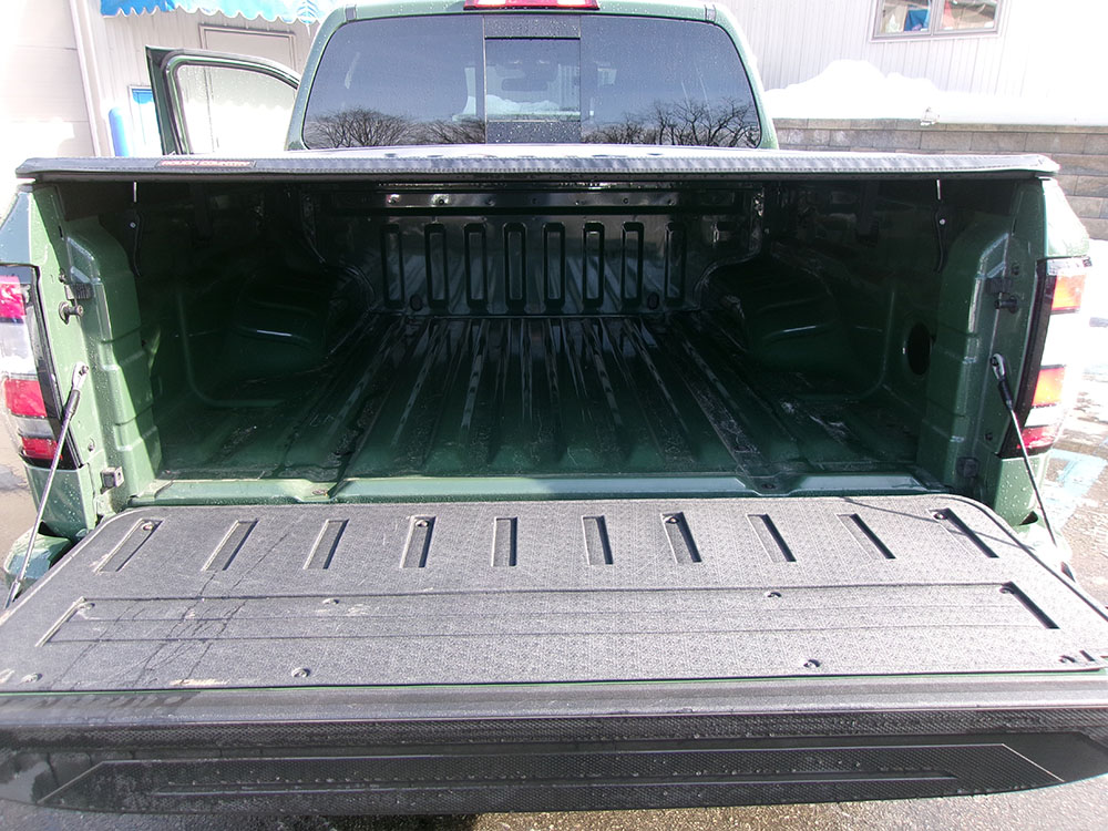 
								NISSAN FRONTIER PRO-4X CREW CAB full									