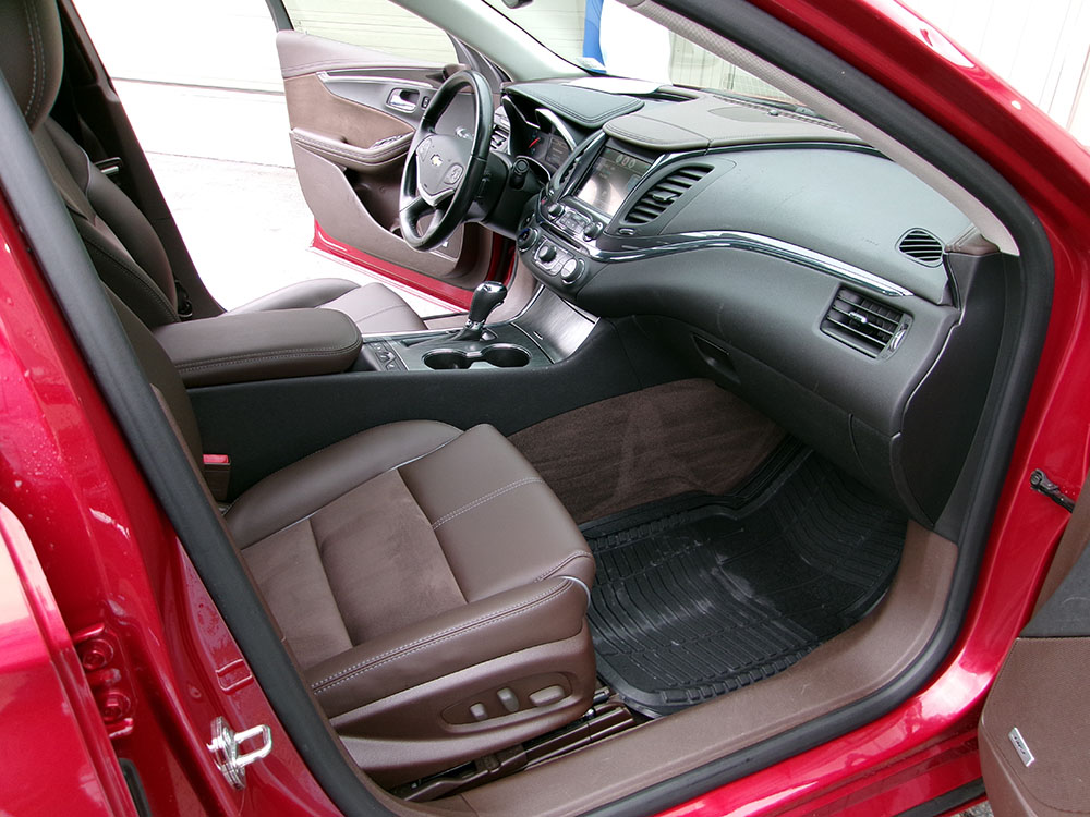 
								CHEVROLET IMPALA LT full									