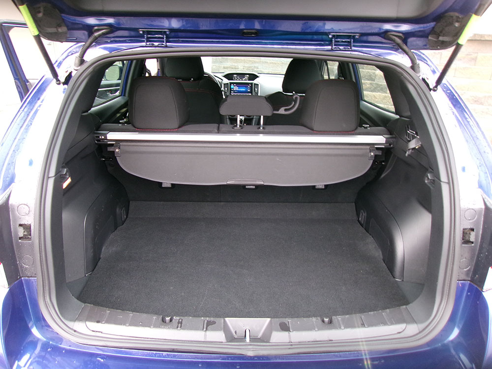 
								SUBARU IMPREZA SPORT full									