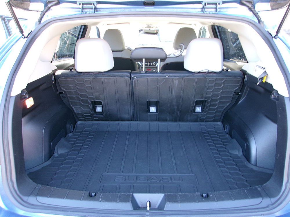 
								SUBARU CROSSTREK LIMITED full									