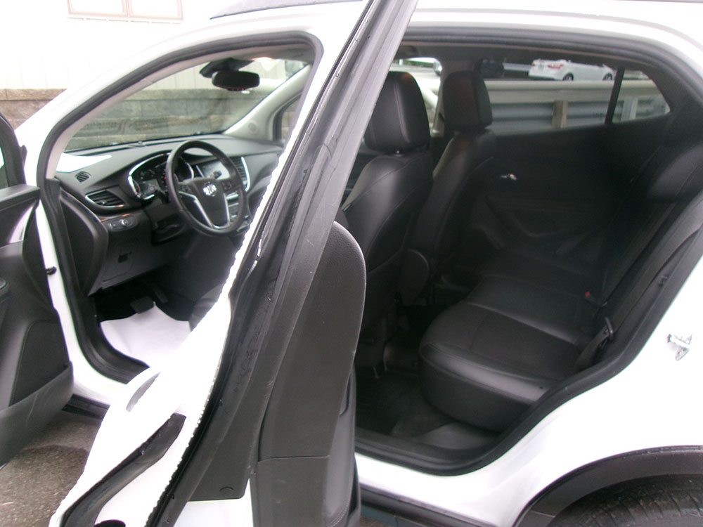 
								BUICK ENCORE PREFERRED full									