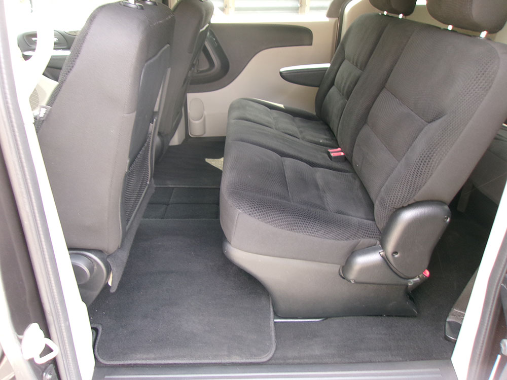 
								DODGE GRAND CARAVAN SE full									