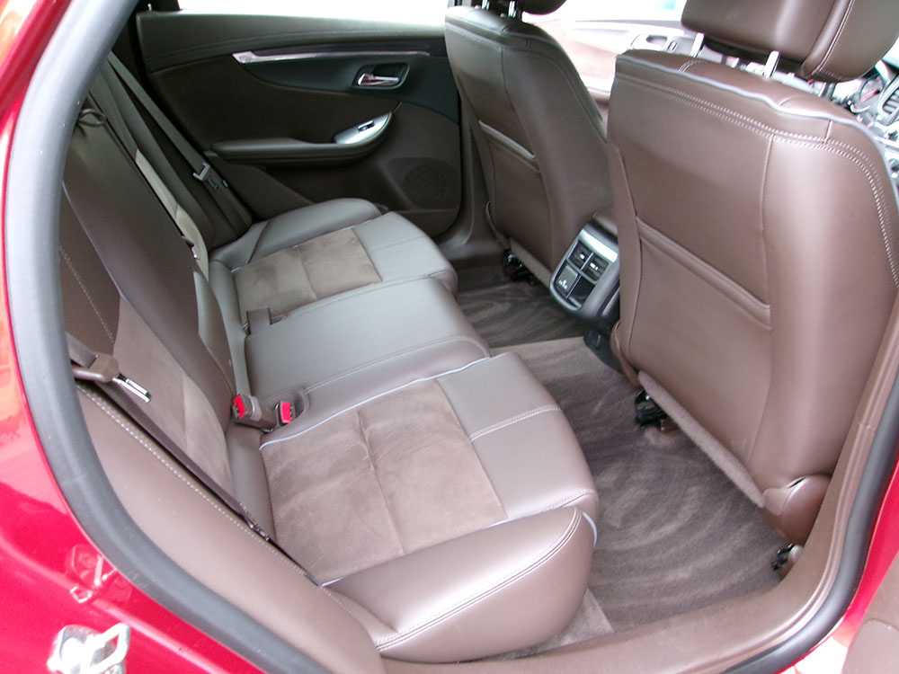 
								CHEVROLET IMPALA LT full									