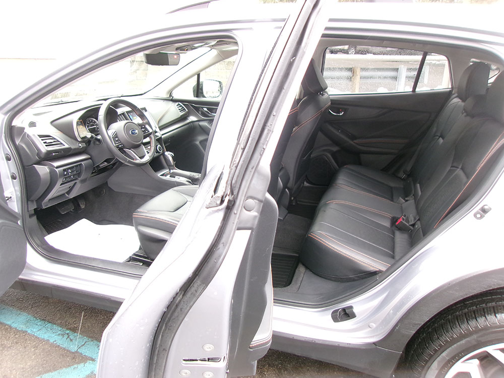 
								SUBARU CROSSTREK LIMITED full									