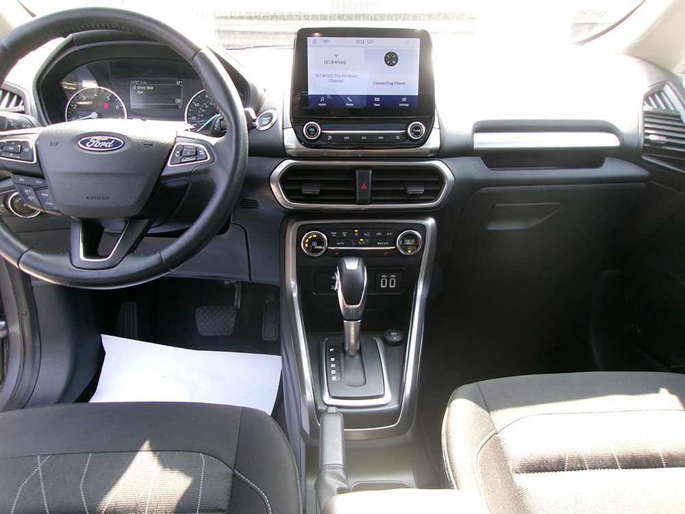 
								FORD ECOSPORT SE full									