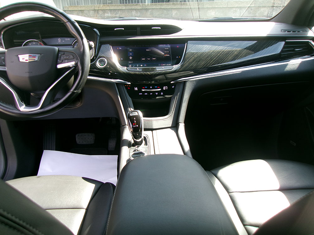 
								CADILLAC XT6 PREMIUM LUXURY full									