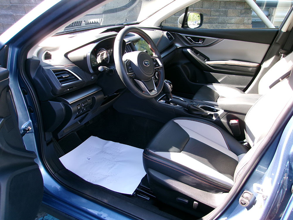 
								SUBARU CROSSTREK LIMITED full									