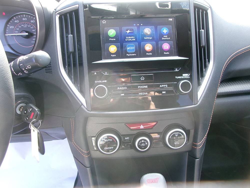 
								SUBARU CROSSTREK PREMIUM full									