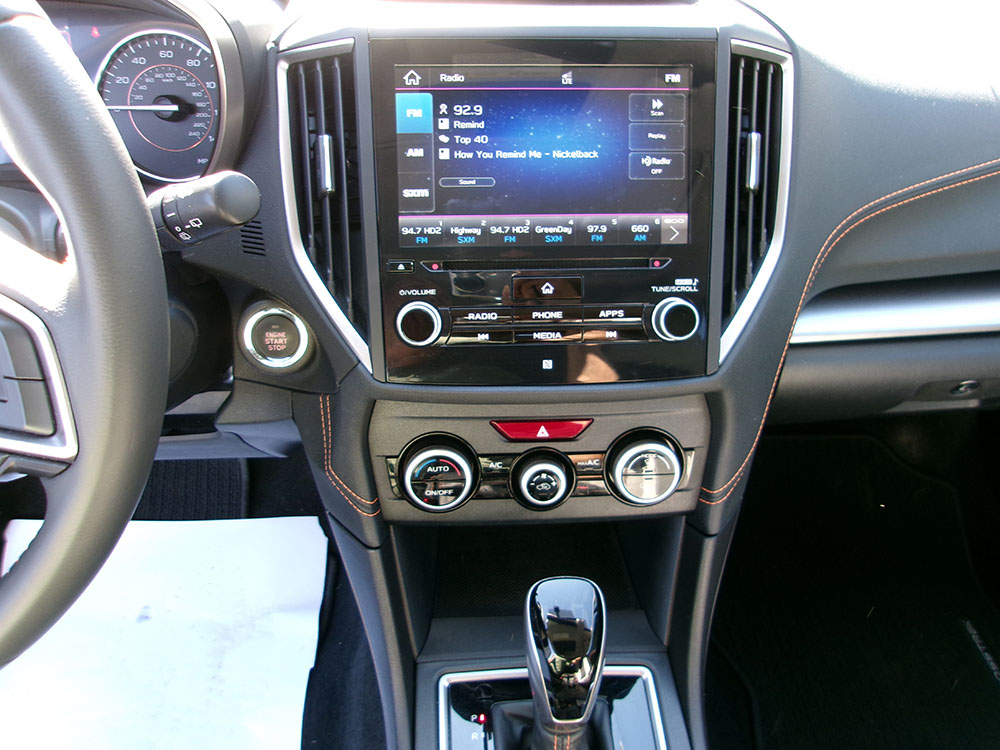
								SUBARU CROSSTREK LIMITED full									