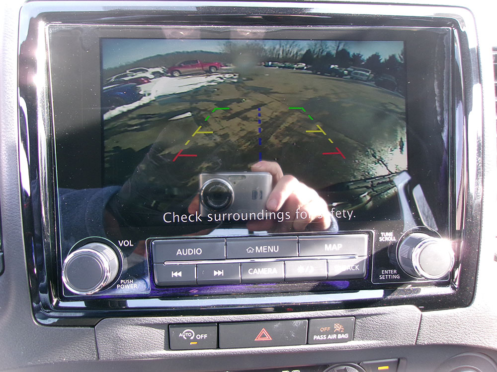 
								NISSAN FRONTIER PRO-4X CREW CAB full									