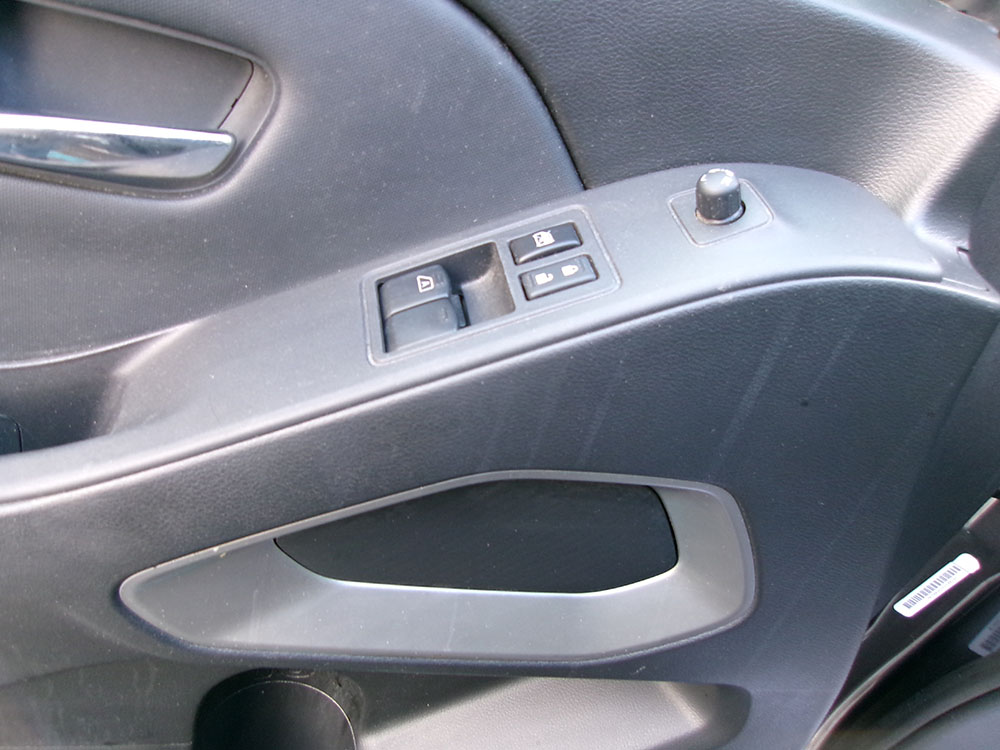 
								NISSAN FRONTIER SV KING CAB full									