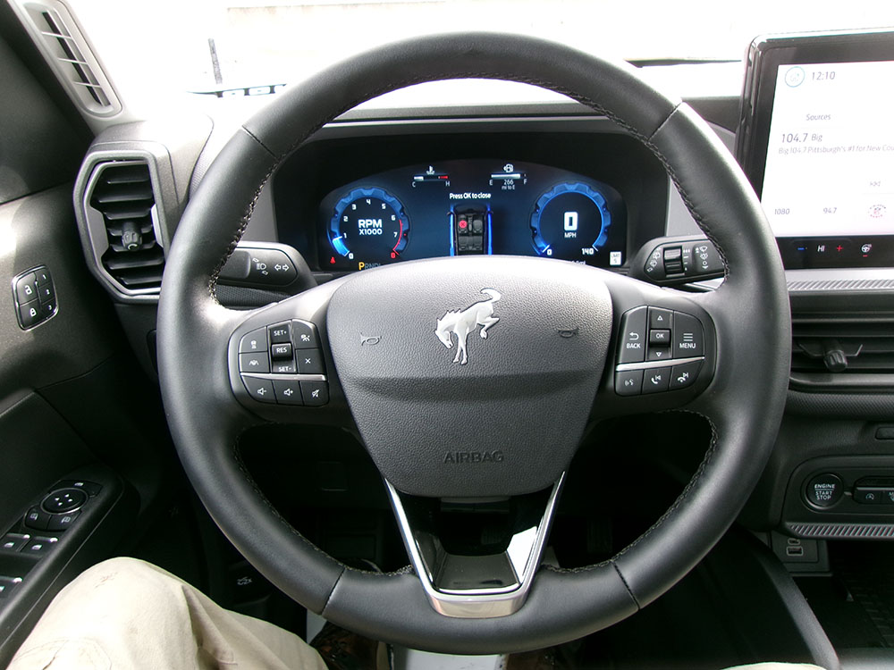 
								FORD BRONCO SPORT OUTER BANKS full									