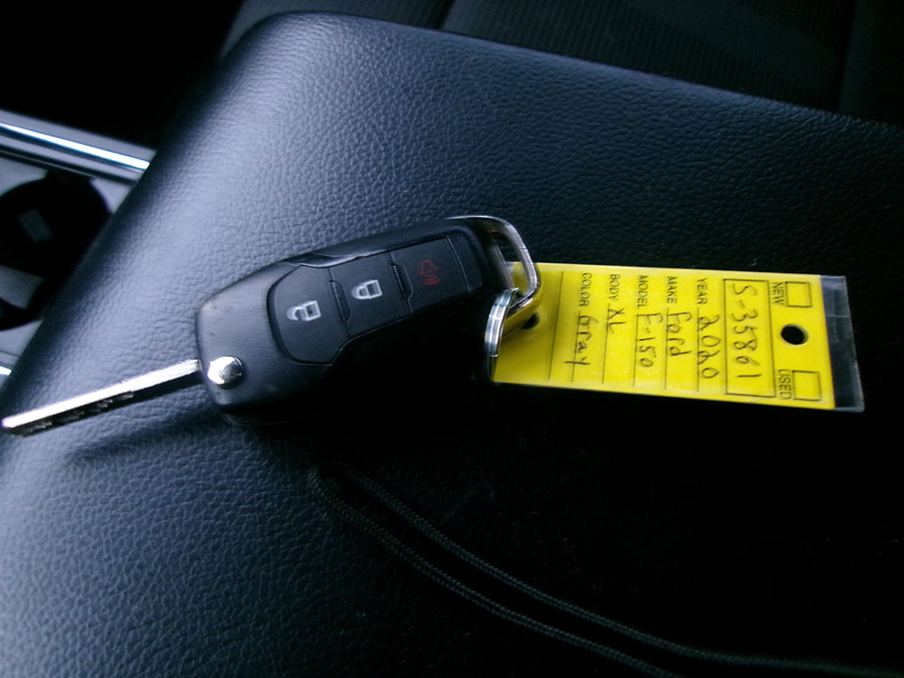 
								FORD F-150 FX4 SUPER CREW CAB full									